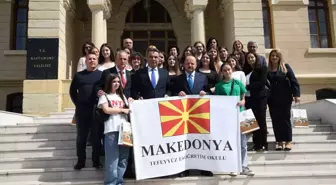 Tefeyyüz İlköğretim Okulu Heyeti Kastamonu Valisi'ni Ziyaret Etti